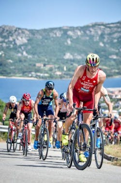 © World Triathlon 