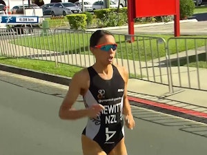 2017 World Triathlon Gold Coast Women Highlights