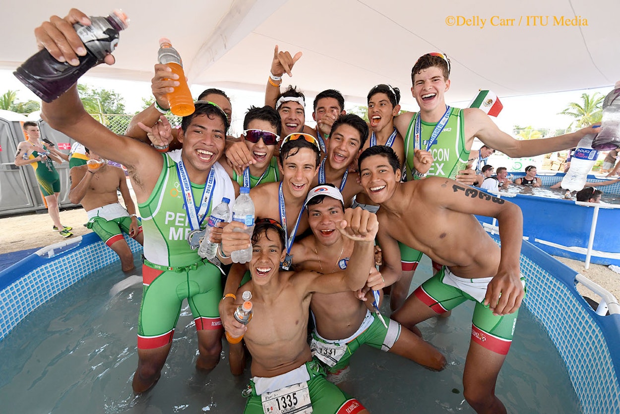 2016 ITU World Triathlon Grand Final Cozumel - Age Group