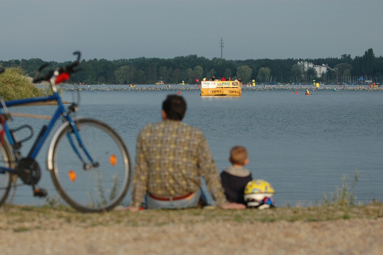 Great moments in triathlon by Petko Beier