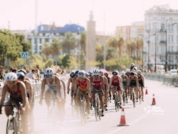 © World Triathlon